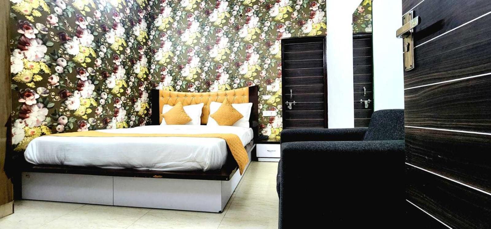 Hotel O Cloud Nuova Delhi Esterno foto