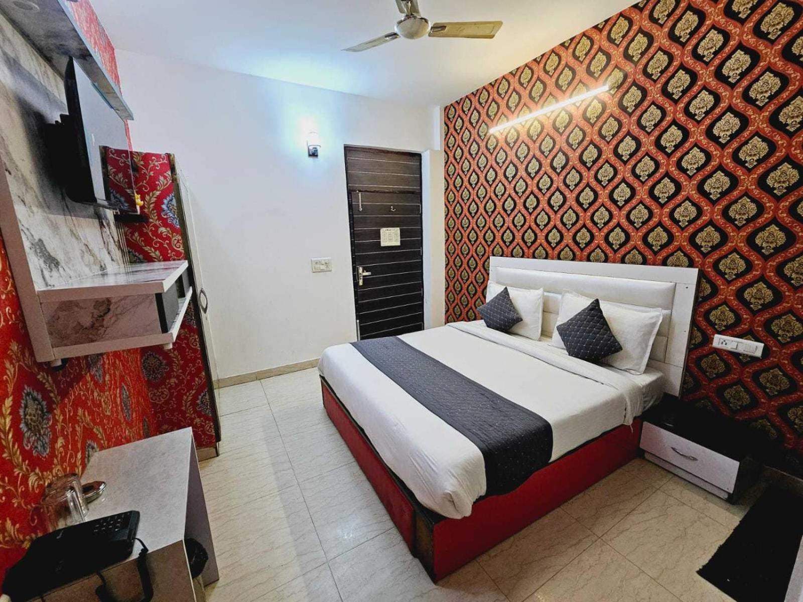 Hotel O Cloud Nuova Delhi Esterno foto
