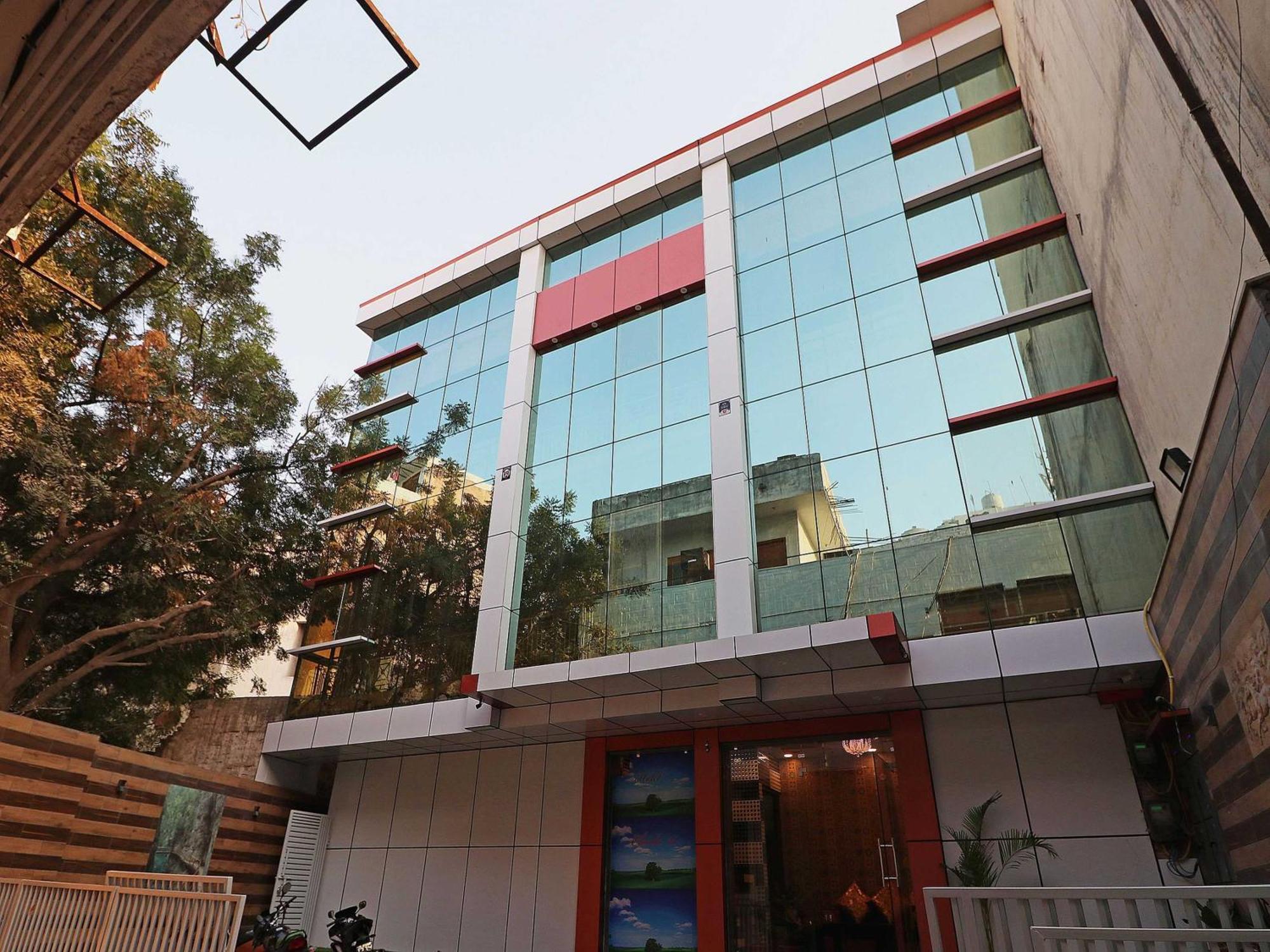 Hotel O Cloud Nuova Delhi Esterno foto